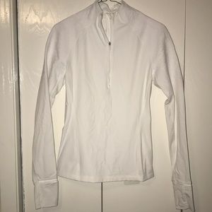 New Lululemon Toasty Tech 1/2 Zip white size 2